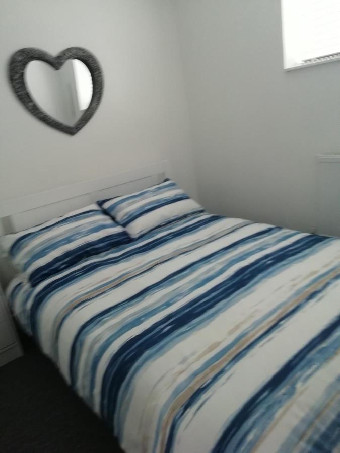 The Antelope Hotel Merthyr Tydfil Esterno foto