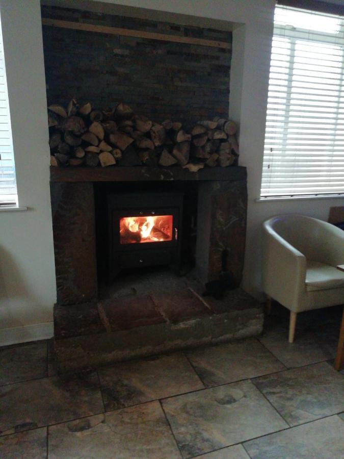 The Antelope Hotel Merthyr Tydfil Esterno foto